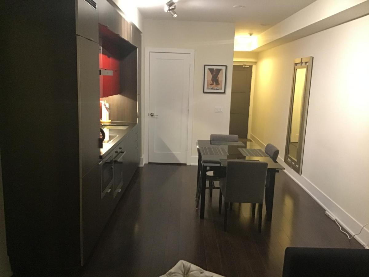 Luxury Condo On Cn Tower Τορόντο Εξωτερικό φωτογραφία